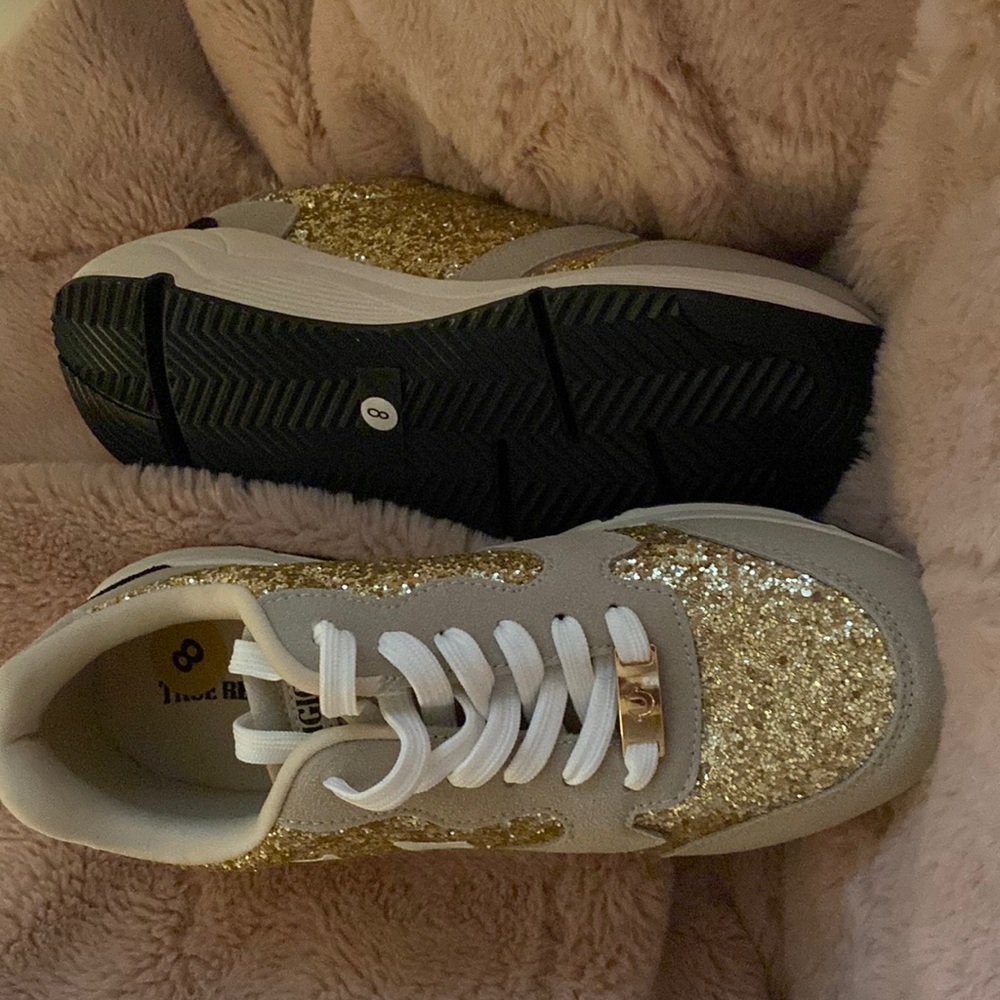 True religion gym shoes